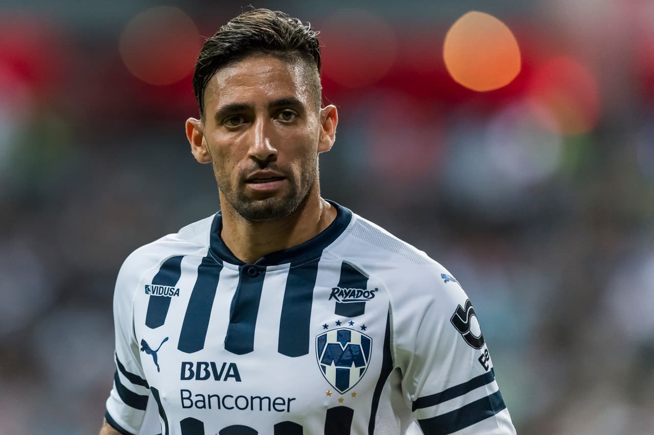 Monterrey hace oficial la salida de Jonathan Urretaviscaya