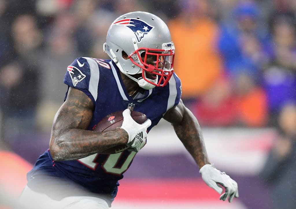 El exjugador de los Cleveland Browns dio a conocer la noticia a través de sus redes sociales. "Tomo mi salud mental muy en serio para asegurarme de poder seguir jugando al nivel más alto", dijo