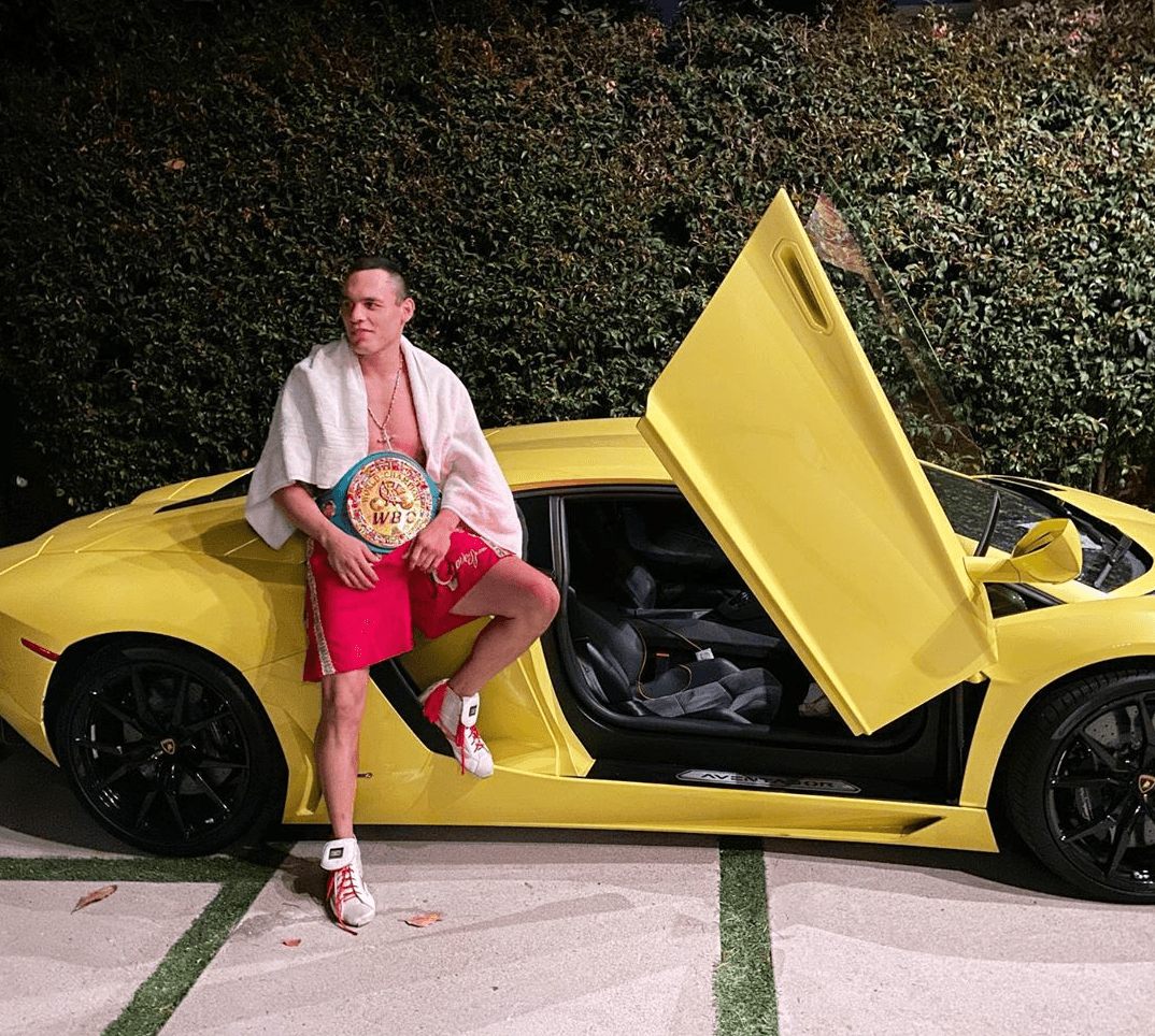 El boxeador mexicano se ausentó durante más de dos años de los cuadriláteros y volverá en este 2019 para presentarse ante Daniel Jacobs.