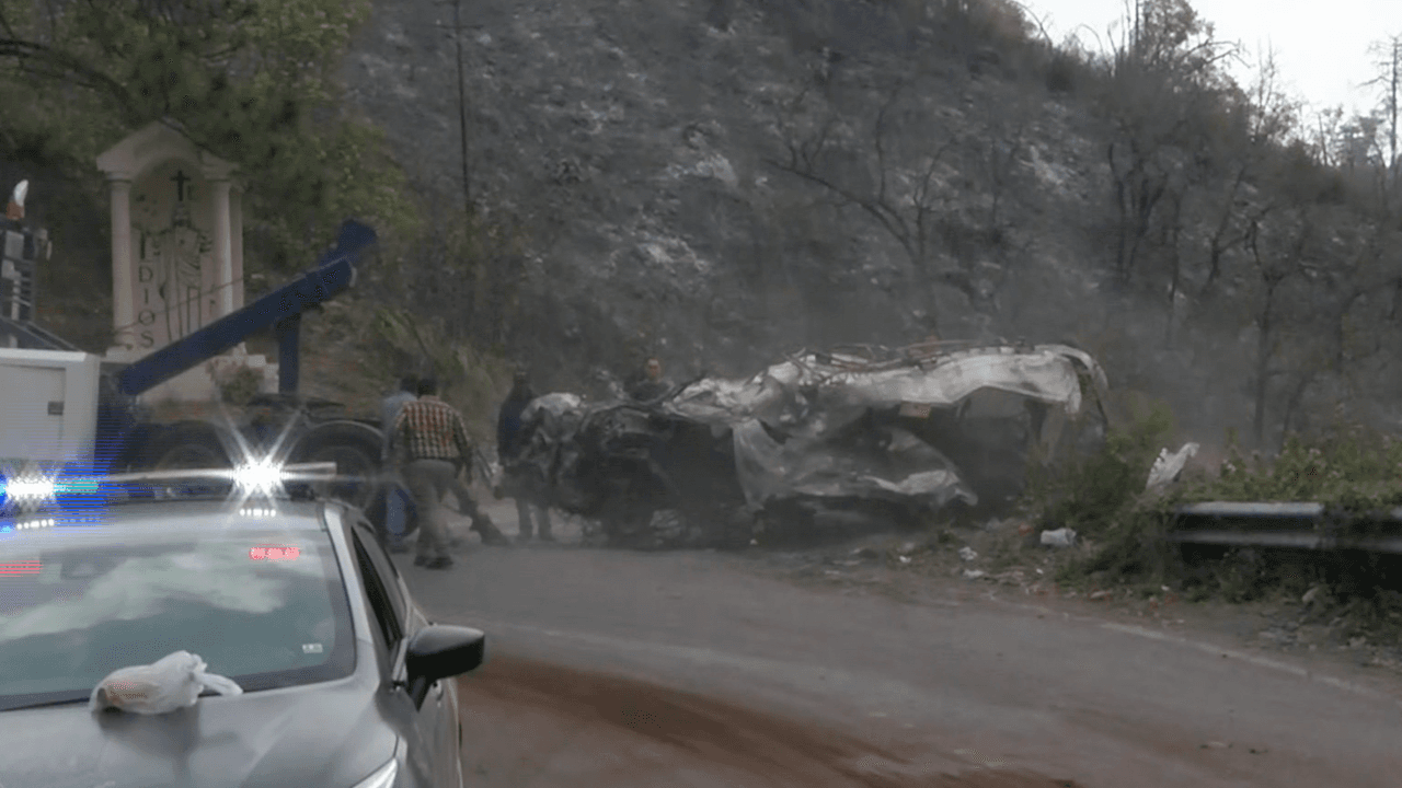 Erika fue ingresada en el
<b>Brooke Army Medical Center (BAMC) de San Antonio, donde se especializan en el tratamiento de quemaduras</b>. Su hermano, Eusebio Camacho, informó que Erika tiene quemaduras de tercer grado en el 40-50% de su cuerpo, principalmente en sus extremidades. La mujer está internada en la Unidad de Cuidados Intensivos.