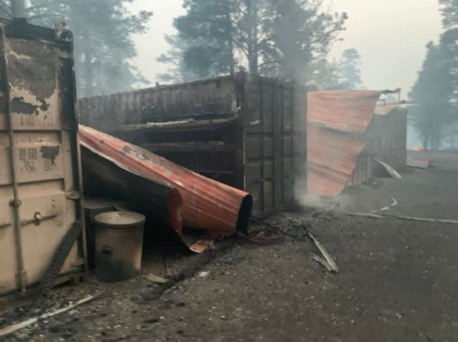 Las autoridades del 
<b>condado de Coconino</b> reportan 30 casas consumidas por el fuego contra el que luchan más de 350 bomberos.