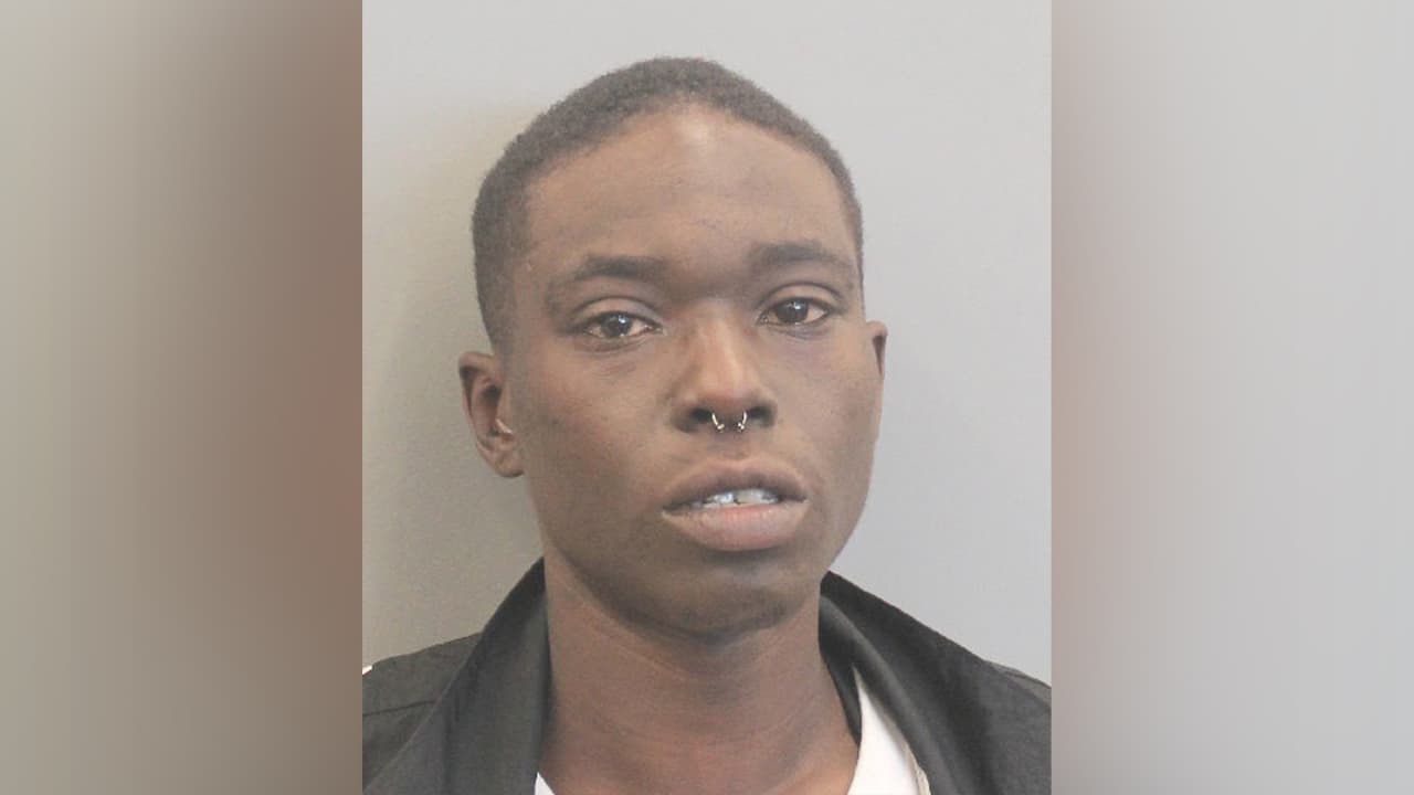 Shante Danielle Goodwin, está acusado de violación a una orden por evadir arresto.