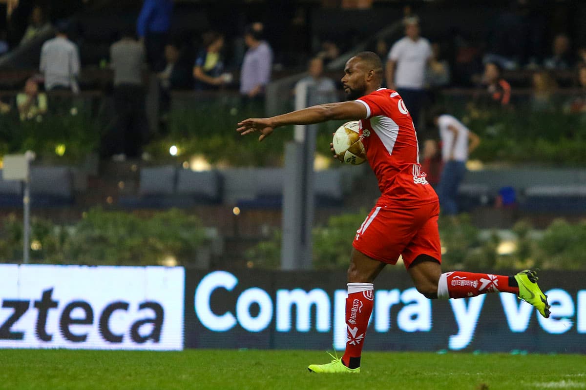 Después del gol de William, el Toluca solo necesitaba un gol para clasificar, luego del 2-2 de la ida, un eventual empate a tres goles le daba el boleto al Diablo.