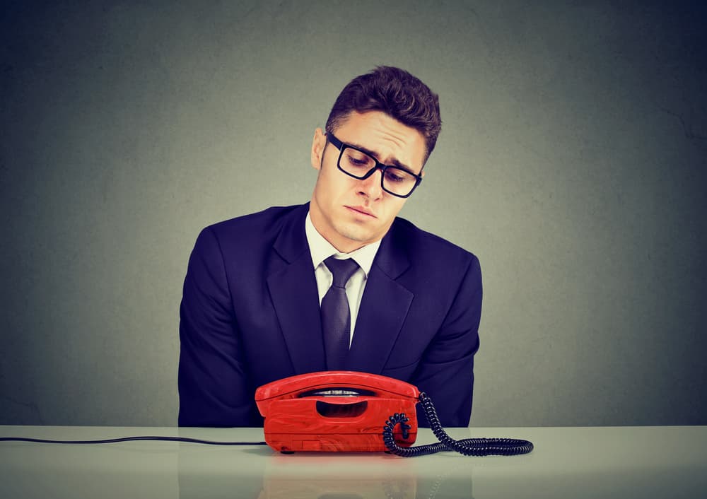 Hacia mediados de mes, en la segunda quincena del mismo, podría surgir algún inconveniente en cuanto a una cuestión, o bien económica, o legal, que parece que está trabándose pero no por tu culpa, sino por malos manejos de terceros.