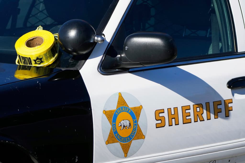 Matan al policía Samuel Riveros y dejan herido a Anthony Pimentel durante un tiroteo en Baldwin Park