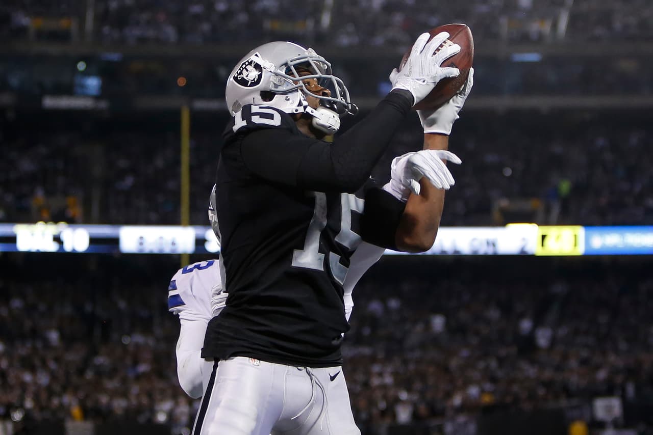 Michael Crabtree tuvo 2 pases completos en la zona de anotación. Terminó el juego con 39 yardas totales en 7 recepciones.