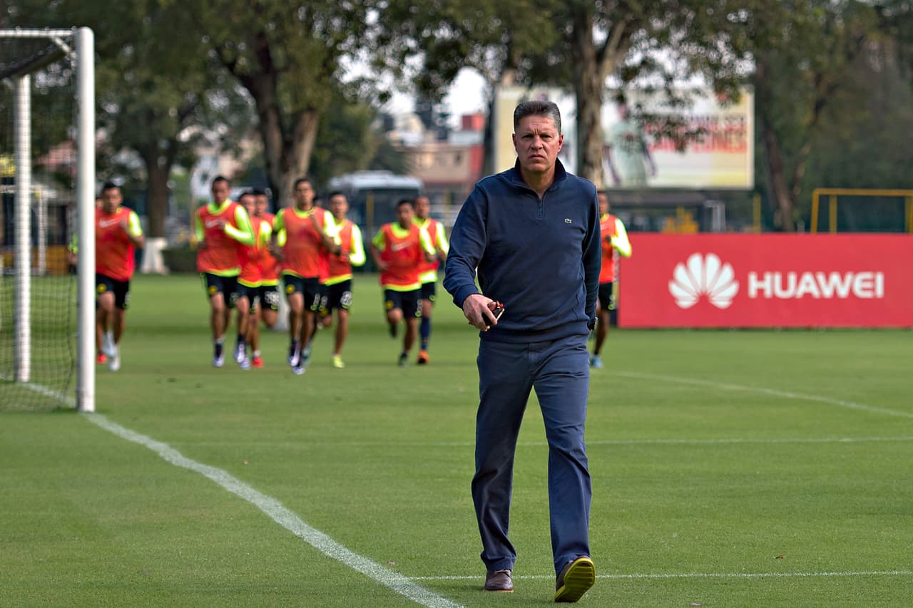 Ricardo Peláez arremetió contra los críticos del América, incluyendo a Jorge Vergara