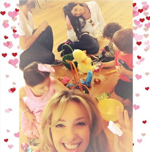 No hay fecha del año en la que Thalía no busque motivo para divertirse con sus peques.