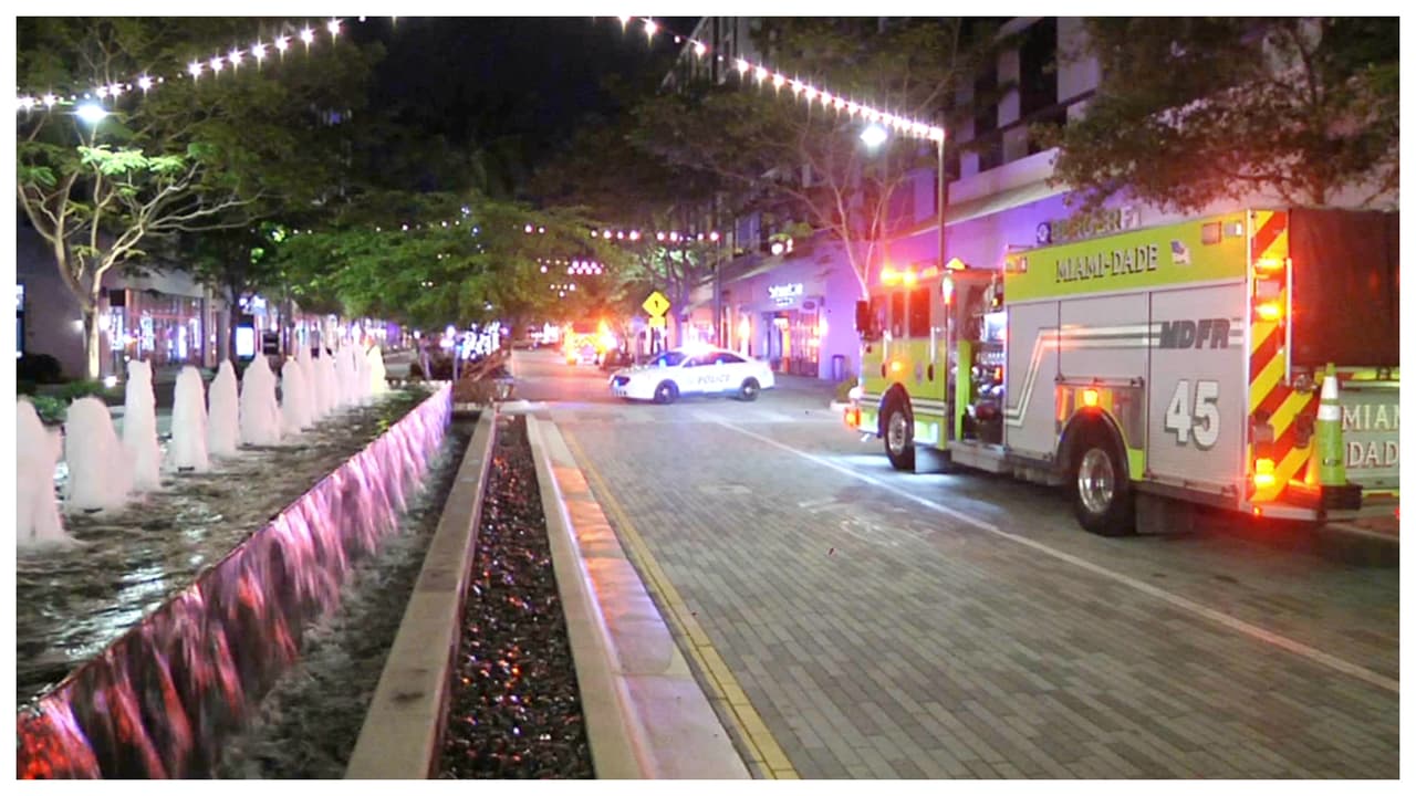  Dos muertos y siete heridos, incluido un policía, deja un tiroteo en CityPlace Doral en Miami-Dade