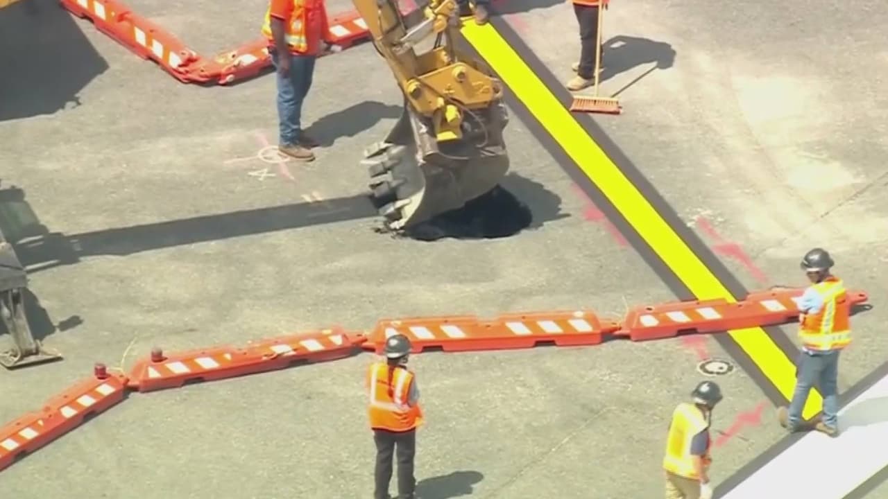 Socavón en la pista de LaGuardia provoca cancelaciones y retrasos de vuelos en NY hoy 21 de mayo