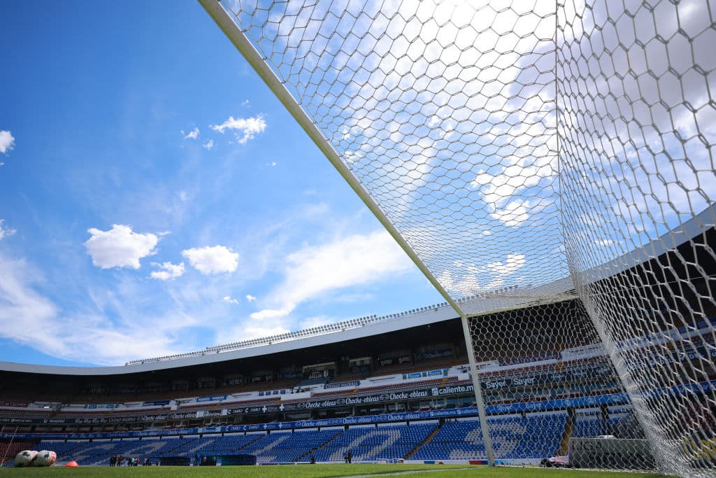 Necaxa, con Milton Giménez como gran protagonista, derrotó fuera de casa a Gallos. El delantero de Rayos hizo los dos goles de su equipo e incluso un autogol.
