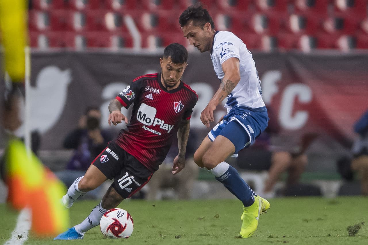 Con solitario gol de Crsitian Menendez , Puebla consigue los tres puntos en su debut en el Clausura 2020.