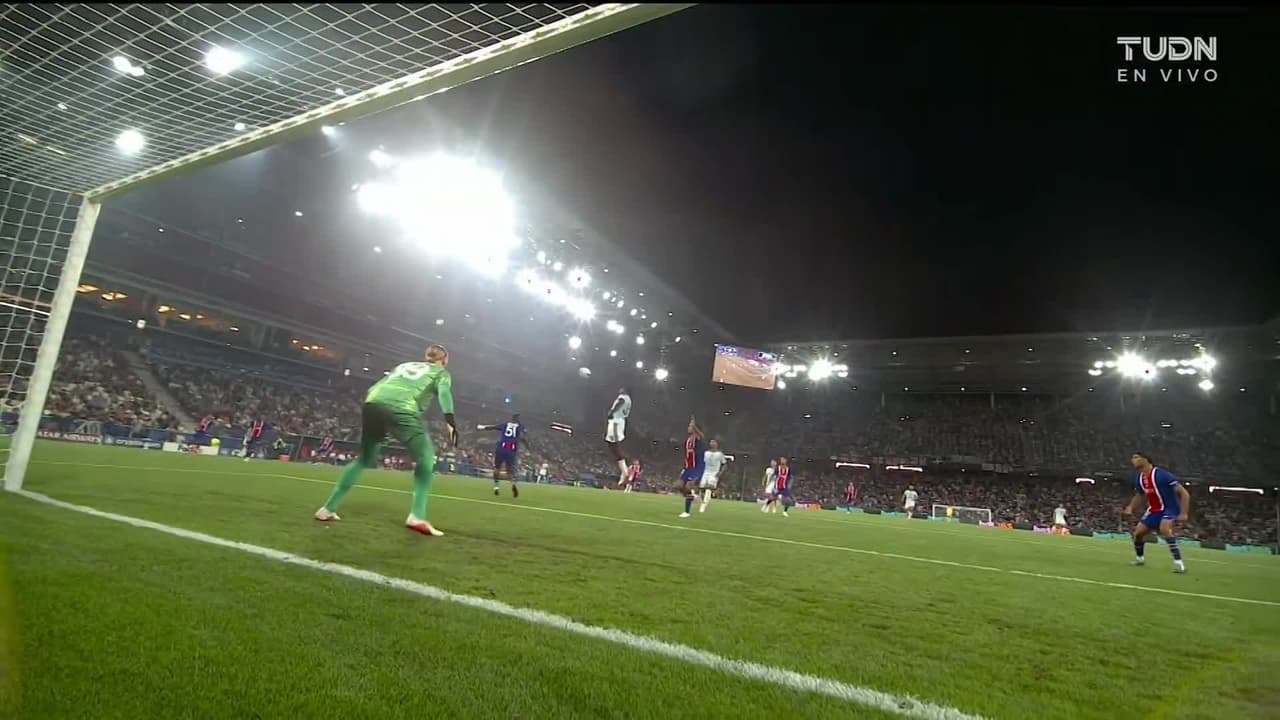 ¡Cerca el Aston Villa! Madjo remata y advierte al PSG