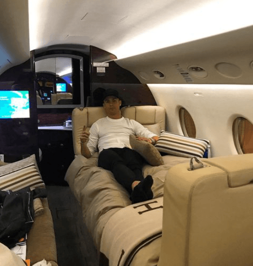 La familia pasa mucho tiempo en estas aeronaves y no han dudado en presumir su exclusividad en redes sociales. Así es como hemos podido conocer sus detalles a fondo.