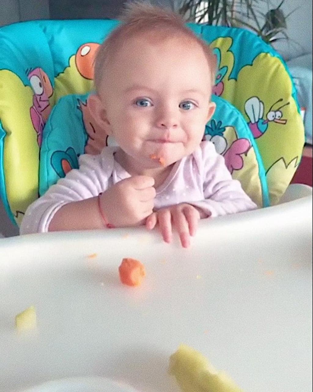 La esposa de Mauricio Ochmann asegura que la pequeña 
<b>va definiendo sus gustos y carácter</b>.