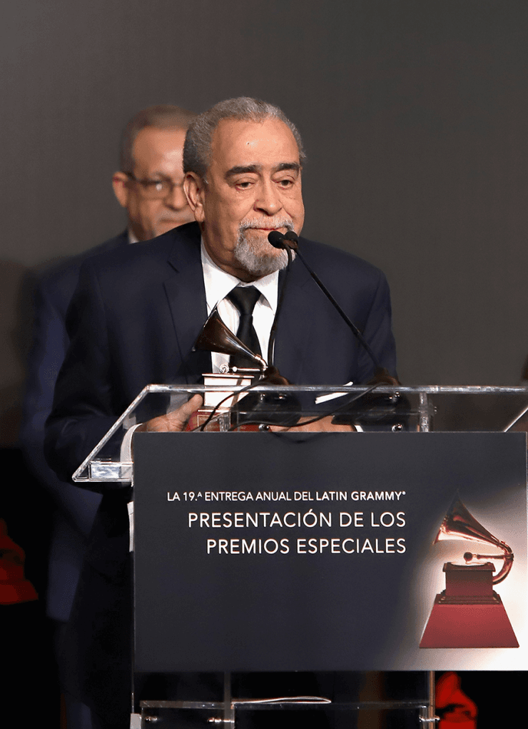 El cantautor puertorriqueño, icono de la salsa, se conmovió hasta las lágrimas.