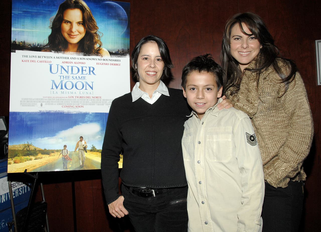 "La Misma Luna" colocó a Kate en el gusto de sus público hispano, con un tema sobre los inmigrantes.