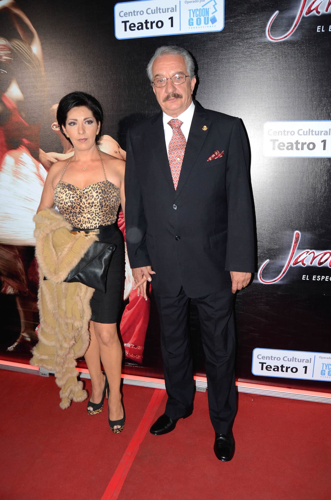 Según platicó, en aquella ocasión estuvo casi un mes en terapia intensiva debido a la
<b><a href="https://www.lung.org/espanol/epoc.html" target="_blank">Enfermedad Pulmonar Obstructiva Crónica (EPOC)</a></b> que padece.