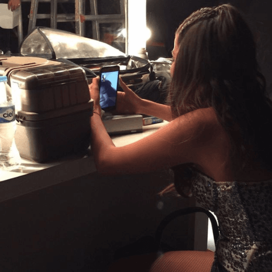 Aunque no pudieron estar con ella en México, su esposo Luis y su hija Giulietta la llenaron de fuerza y energía antes de salir a bailar.