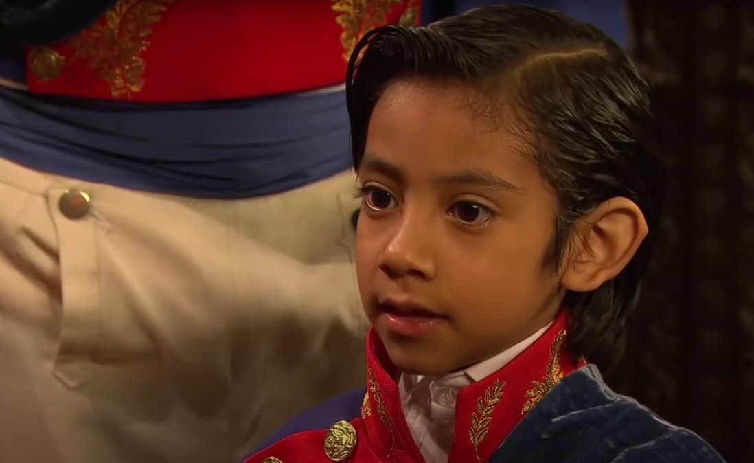 Además de actuar en la serie, escrita y producida por Eugenio Derbez, Brayan apareció en un segmento del programa 'Hoy' llamado ‘Hoy es para amar’, el cual se trató de una parodia a las telenovelas mexicanas.