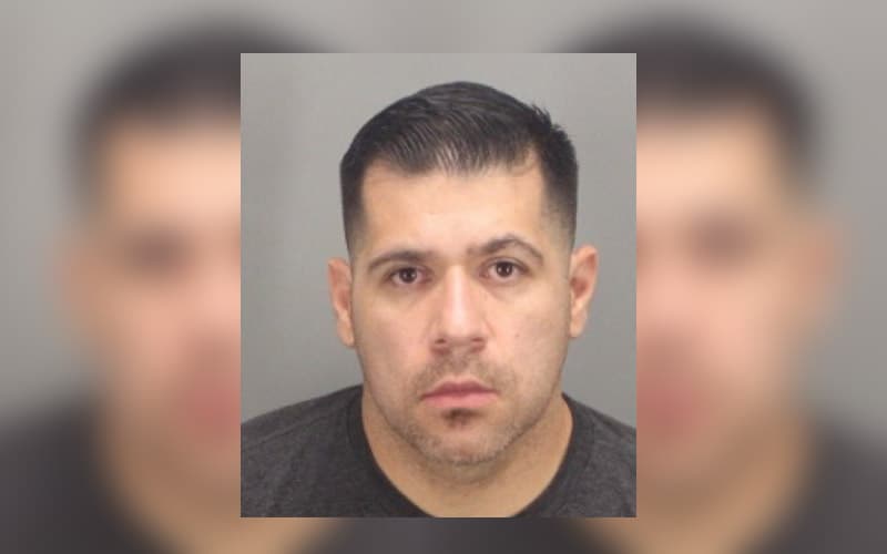 Expolicía hispano acusado de violar a su prima rechaza cargos ante el juez