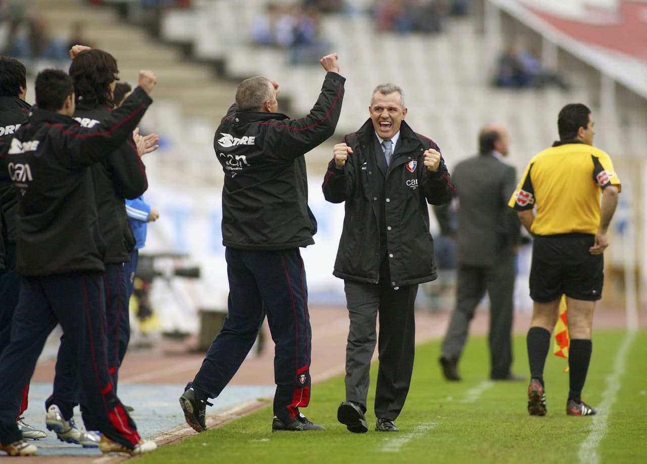 Aguirre siempre expresó que el objetivo del Osasuna era garantizar la permanencia. Pero la campaña 2005-2006 vería al cuadro 'rojillo' terminar en cuarto puesto de la general y clasificado a la ronda previa de la Champions.