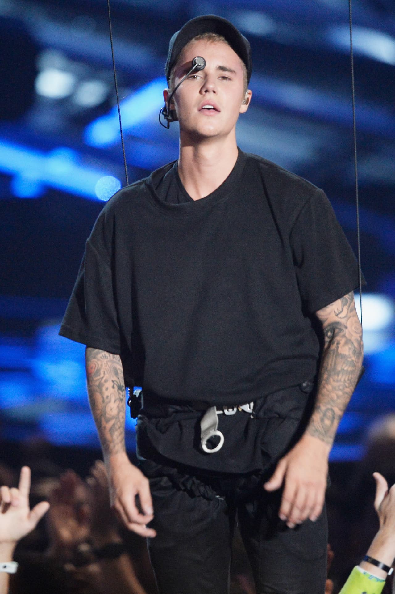 Justin Bieber desempeñaría el papel del rebelde que daría el toque picante y escandaloso.