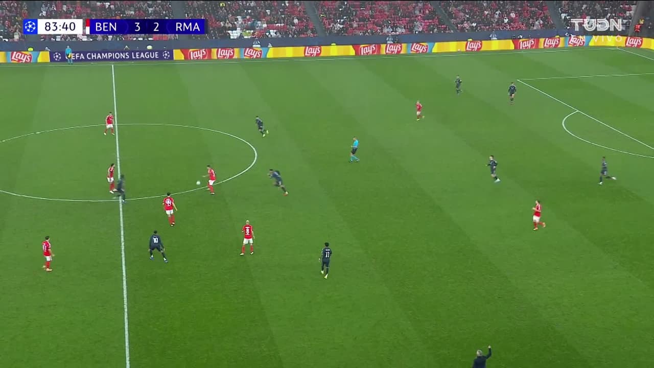 ¡TIRO ATAJADO! disparo por Leandro Barreiro.