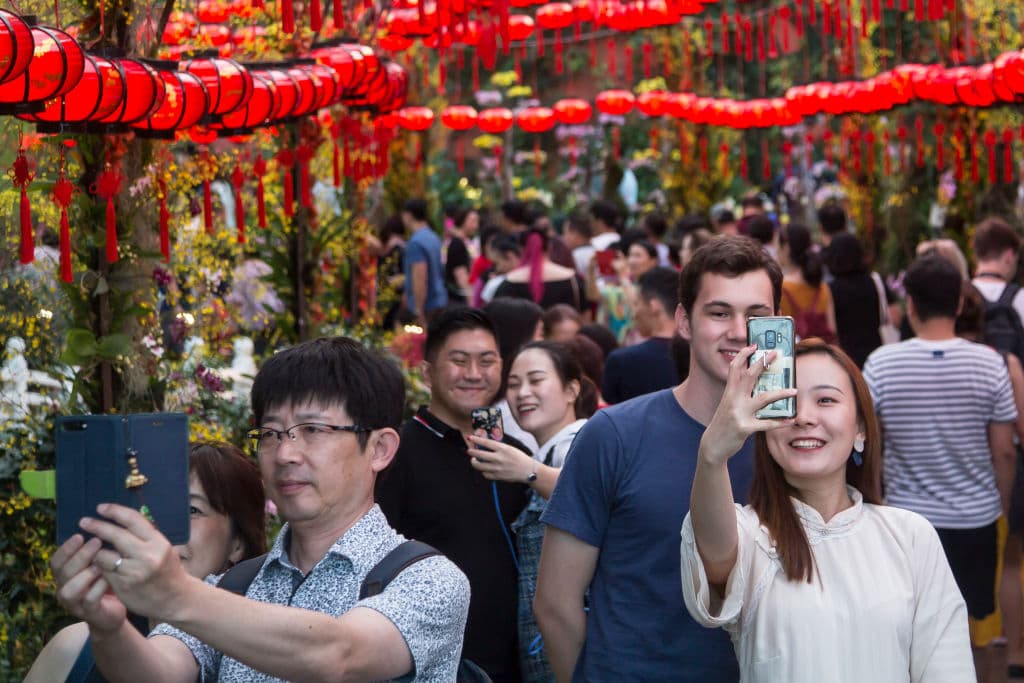 Es un día muy especial donde se intercambian regalos, se pide perdón a quienes se pudo haber ofendido, se hacen las paces, se procura no tener deudas y el ambiente es de gran alegría y regocijo.