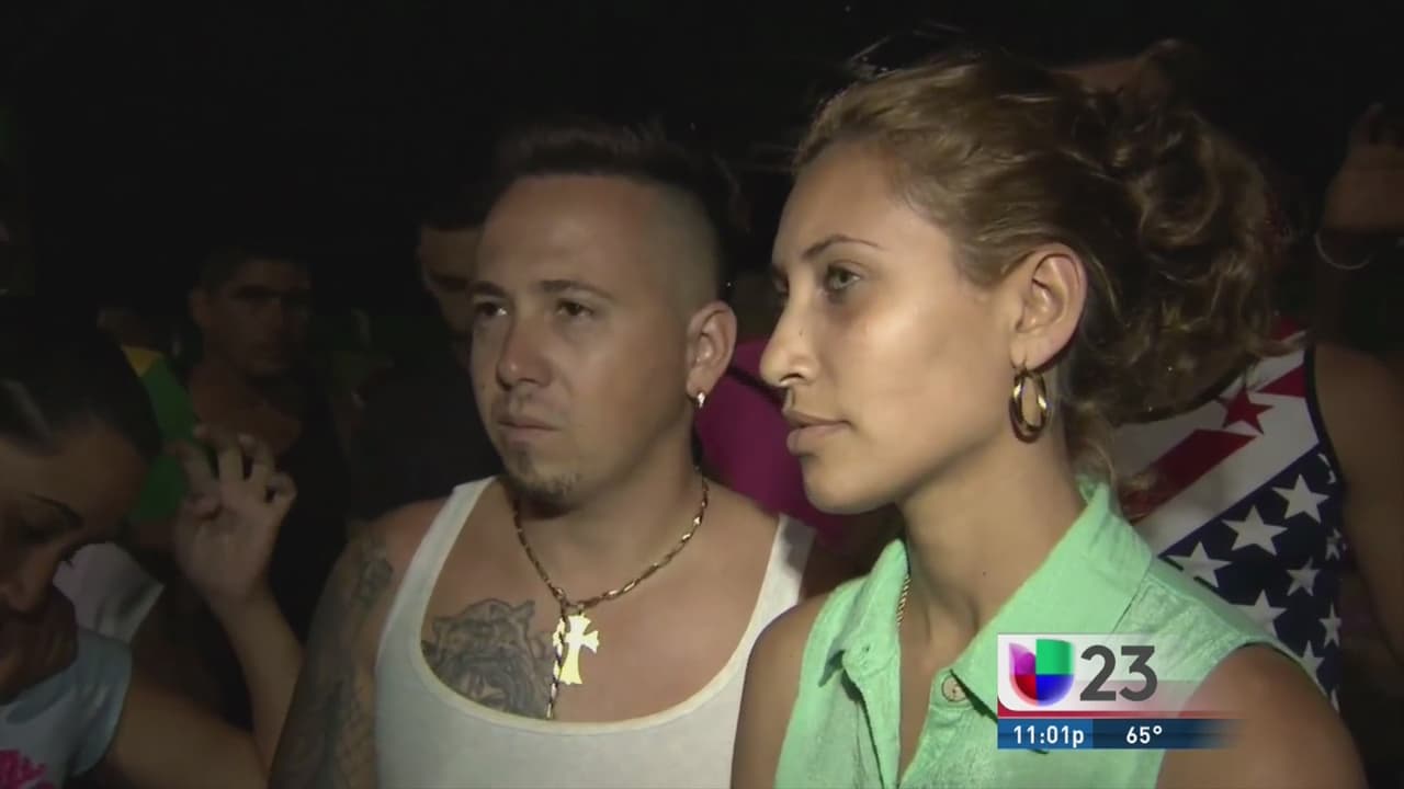 Primer grupo de cubanos varados en Costa Rica reanuda viaje a EEUU