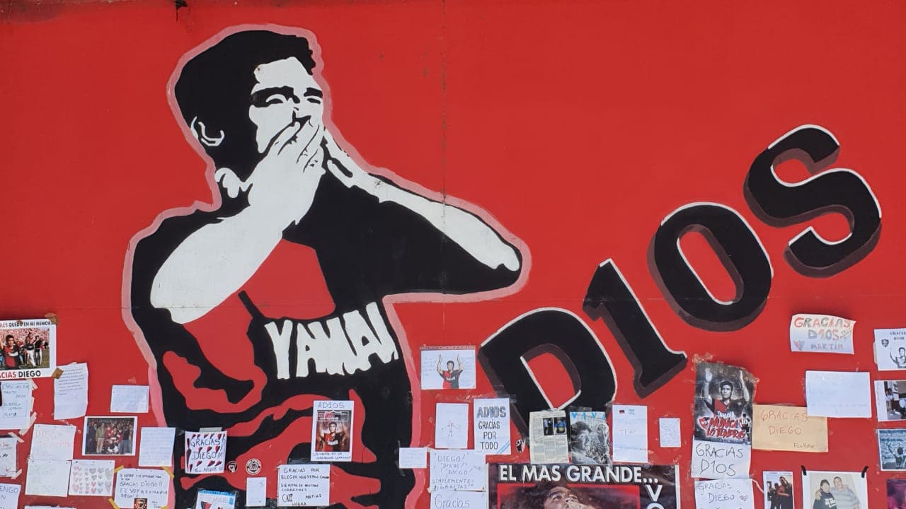 San Lorenzo de Almagro y Argentinos Juniors también estuvieron cerca de fichar al 'Pelusa'.