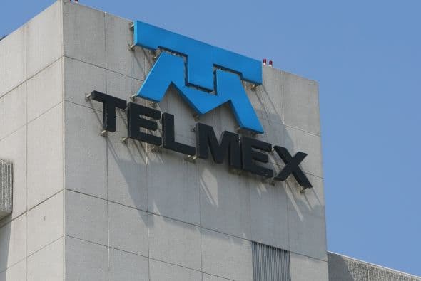 3.- Telmex tiene un valor de 3,573 millones de dólares.