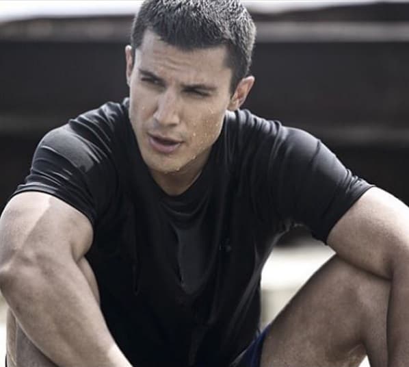 El apuesto actor se convertirá en Javier Morey en El Príncipe, y nos conquistará cada noche apoderándose de la pantalla de UniMás.