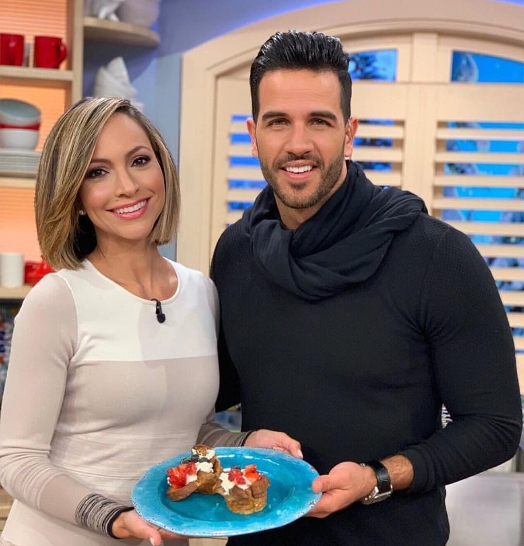 El chef Yisus la consiente en cada programa con exquisitos desayunos, sin duda una excelente manera de mostrarle su cariño.
<br>