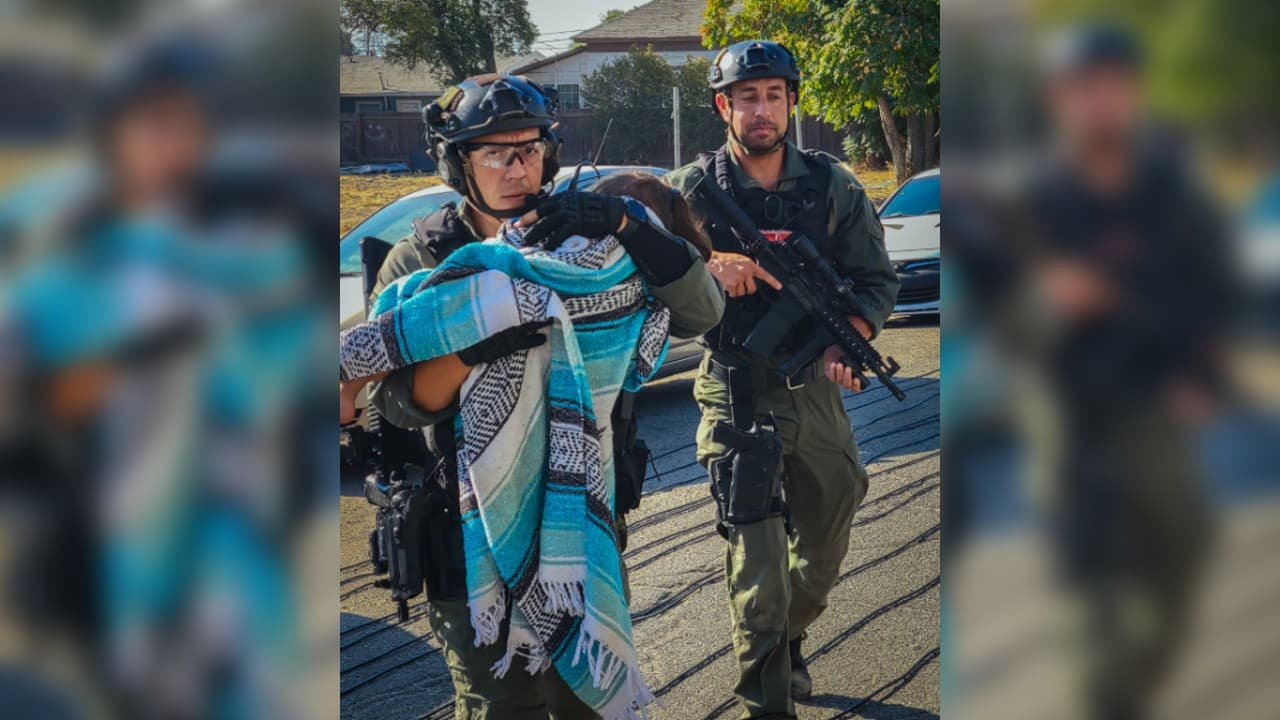 La policía dice que la niña fue secuestrada por su padre biológico después de que agredió brutalmente a su ex, la madre de la niña.
<br>
<br>La policía de San Bernardino inicialmente respondió a la casa de la mujer por un informe de disturbios domésticos.