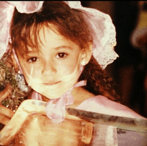 En el medio artístico sólo la conocemos como Sherlyn, pero su nombre completo es Sherlyn Montserrat González Díaz.