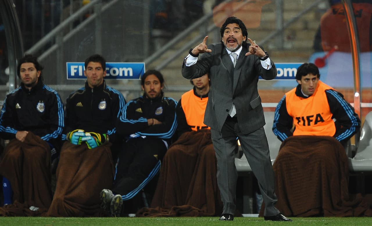 Fue una actuación mediana para él y la Albiceleste, pues guió al equipo a los cuartos de final, etapa en la que fue eliminada Argentina por un contundente 4-0 a manos de Alemania.