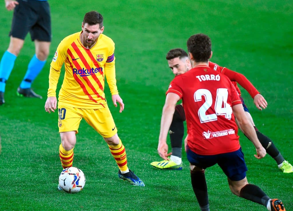 Jordi Alba (30’) inauguró el marcador y Moriba (83’) hizo el tanto que sentenció el partido. Los blaugranas llegaron a 56 unidades, mientras que Osasuna se queda en 28. Los culés buscarán la remontada ante el PSG (4-1) para acceder a los Cuartos de la UEFA Champions League.