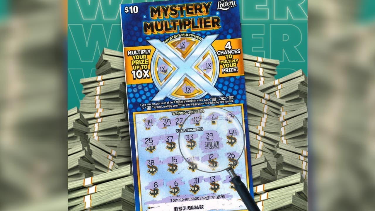 Mujer de Florida gana $1 millón en la lotería con un raspadito de $10