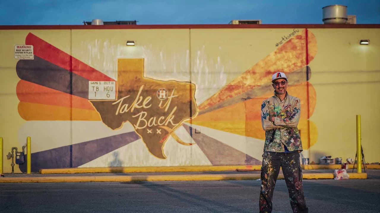 Artkungfu fue quien hizo el mural.