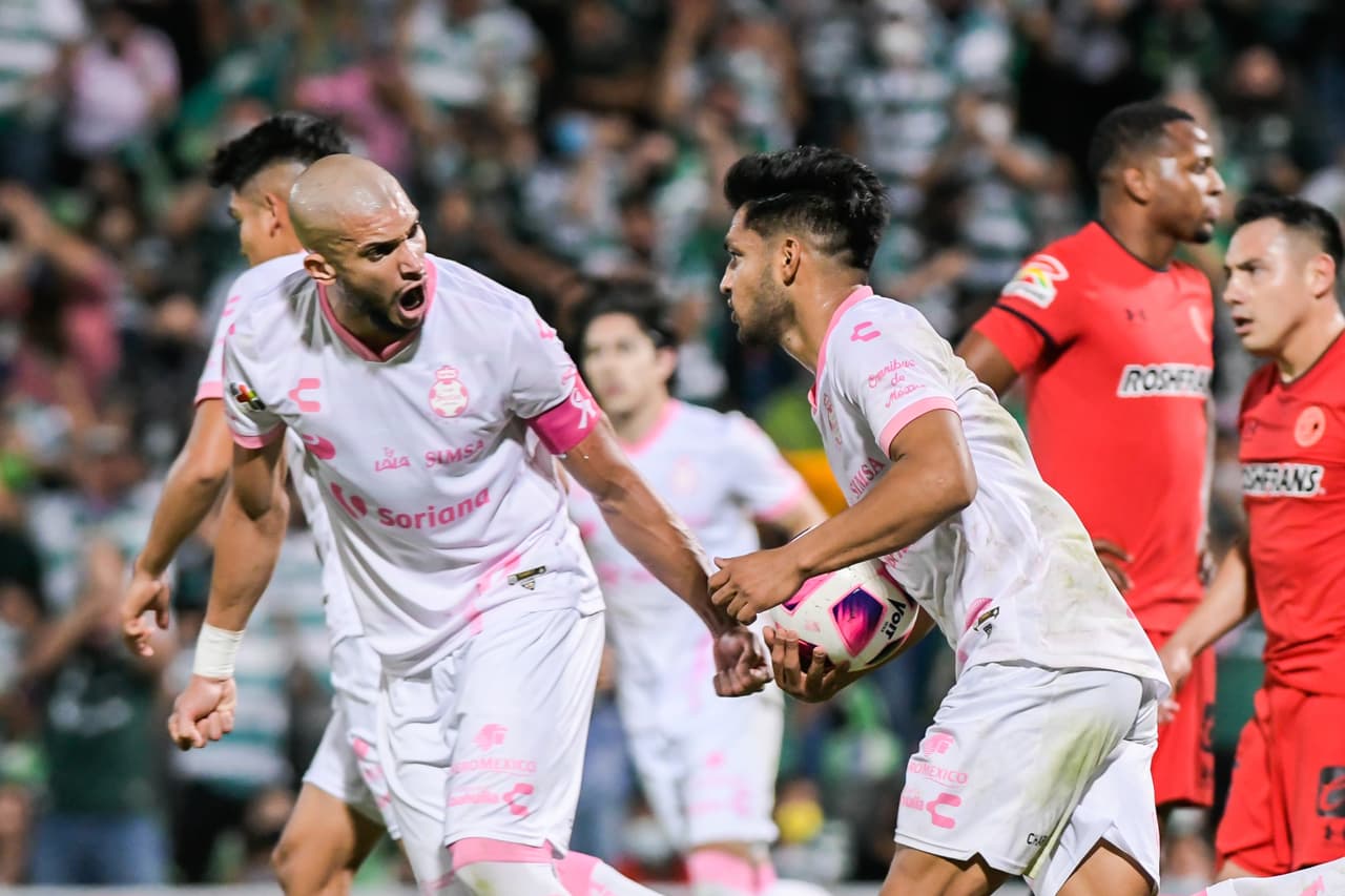 Aguirre, en la última jugada del encuentro, encontró el empate 2-2.