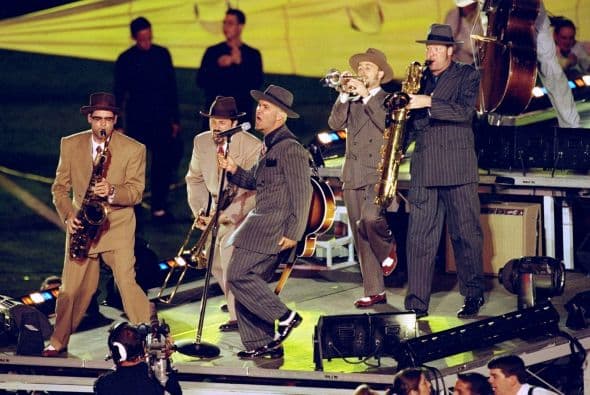 Y también de la banda Big Bad Voodoo Daddy.