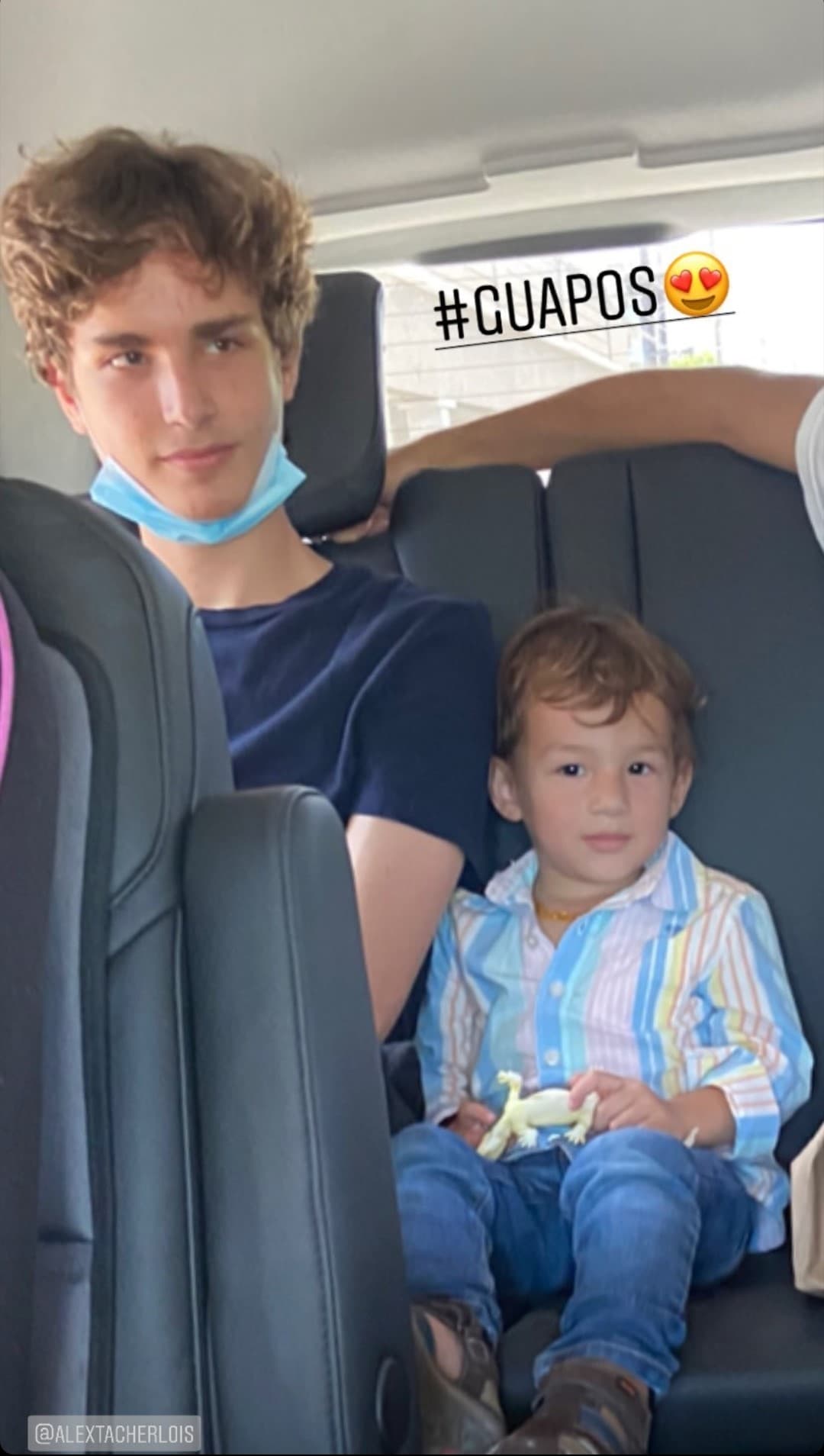 Cristy Bernal también compartió en sus 'stories' de Instagram una foto de ellos juntos destacando lo galanes que lucen.