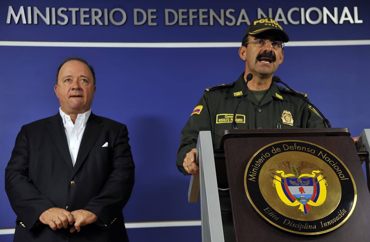 Dimite director de la Policía de Colombia en medio de un escándalo de prostitución