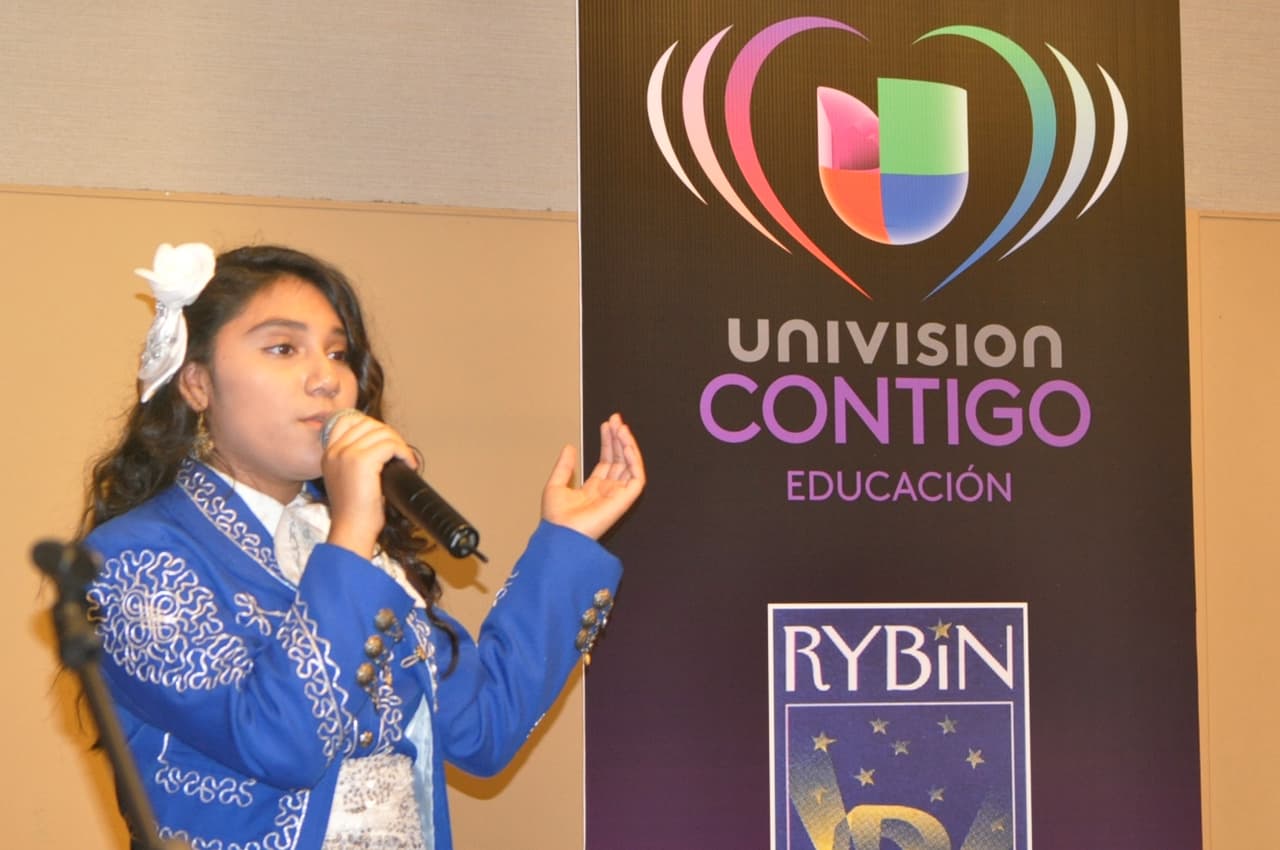 Sonrisas, premios y muchos regalos fueron compartidos entre el talento y las familias que año tras año hacen de este gran evento uno de los más esperados.