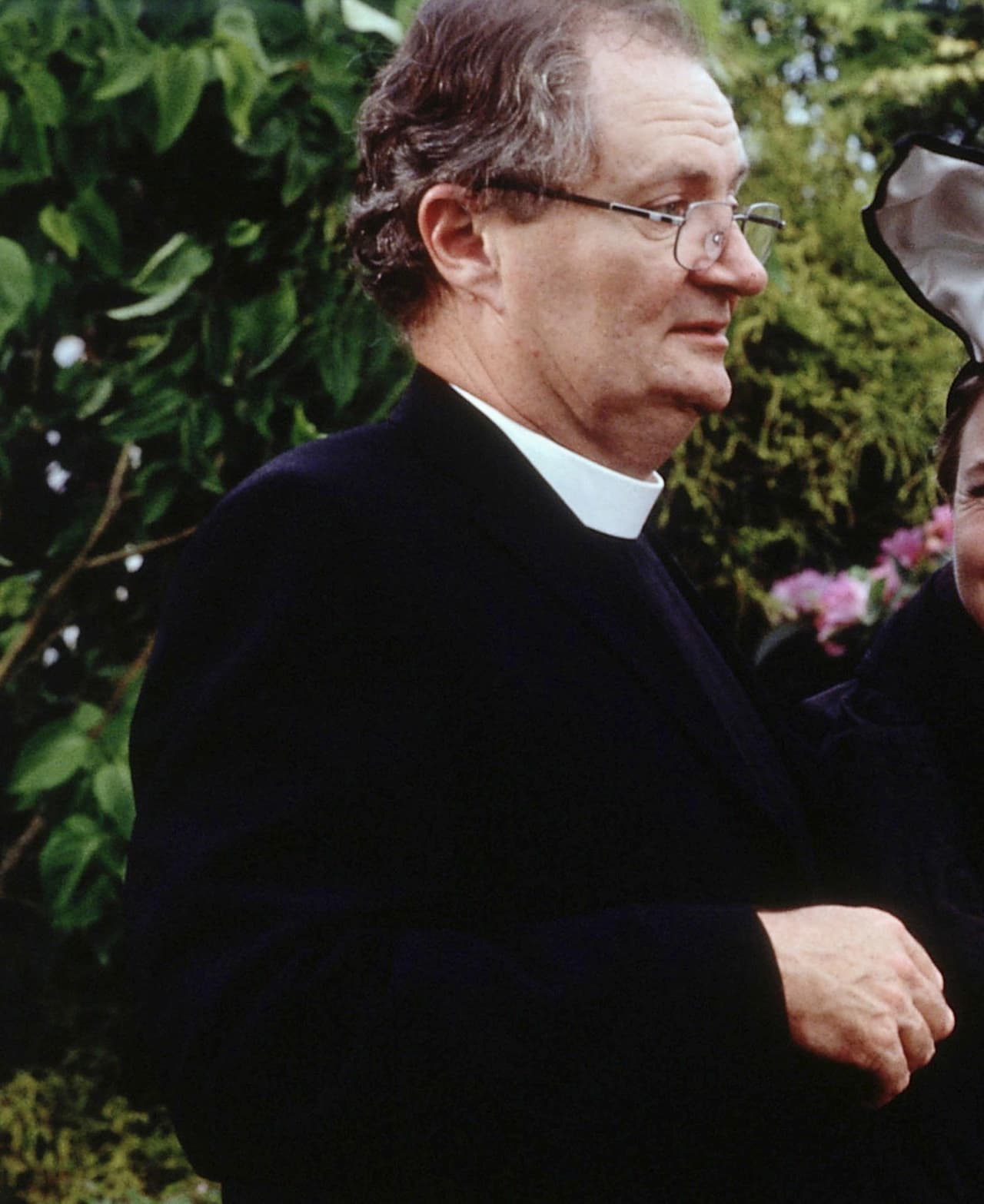 <b>Jim Broadbent</b>
<br>El actor se metió en la piel de Sr Jones, el padre de Bridget que usaba un disfraz de sacerdote y tenía problemas en su matrimonio.
