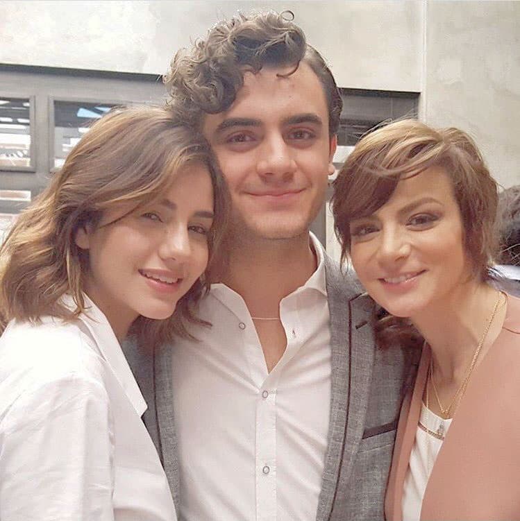 <b><a href="http://www.univision.com/temas/silvia-navarro">Silvia Navarro</a></b> se convertirá en madre de estos dos jóvenes talentos.