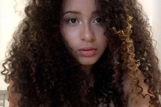 Desde muy chica, la ecuatoriana ha trabajado muy bien en su look. Veremos si en el transcurso de la competencia nos sorprende con algún cambio.