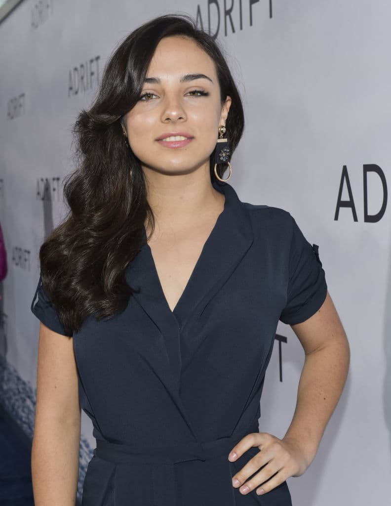 Fiona también habló sobre el legado de 
<a href="https://www.univision.com/famosos/primero-su-hermano-en-corazon-salvaje-y-despues-su-familia-asi-felicitaron-a-eduardo-palomo-en-su-cumpleanos-fotos">su papá.</a> “Es un gran ejemplo a seguir, sin importar dónde esté, uno nunca debe perder esa humanidad, nunca perder los pies del suelo y soñar mucho, y hacer lo que uno ama con esa dedicación y con ese trabajo y disciplina”.