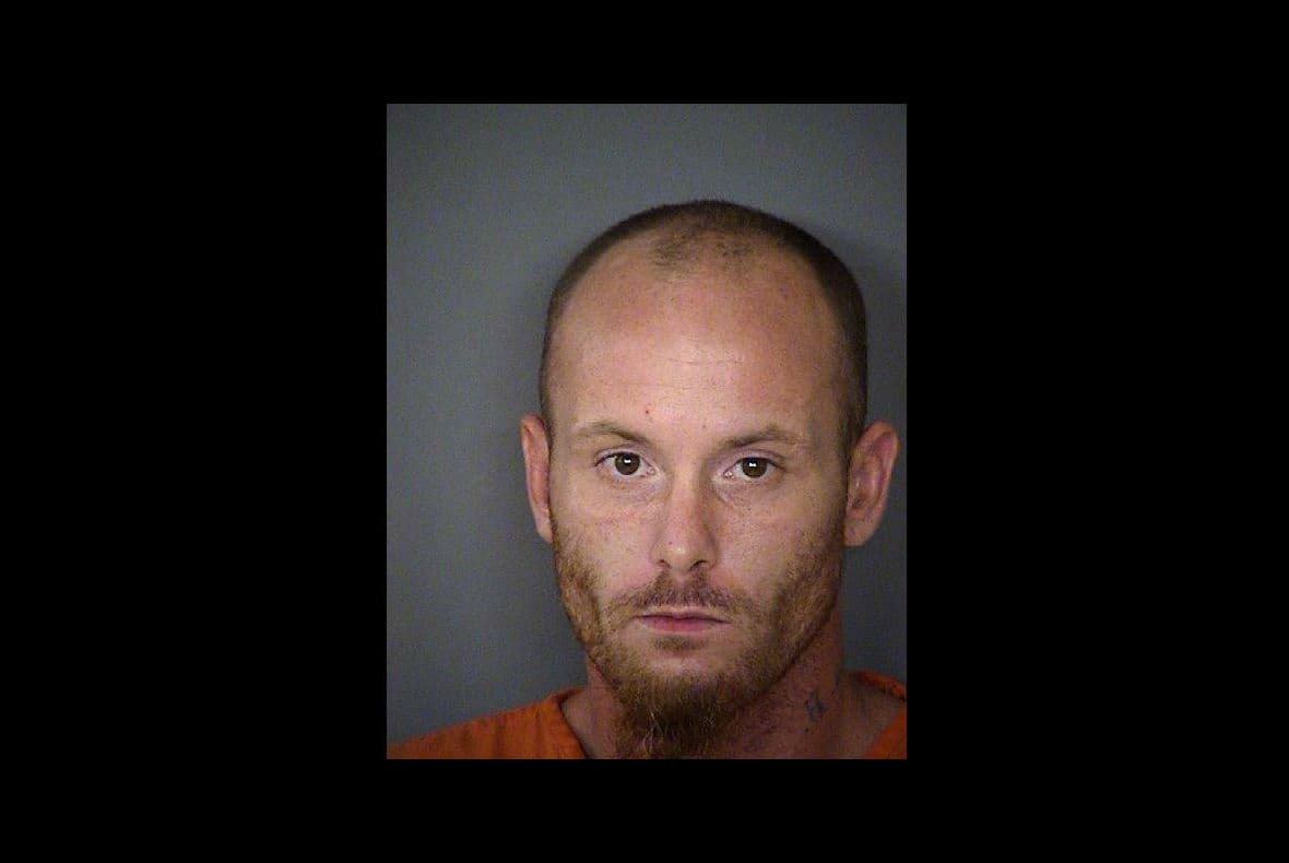 Arrestan a sospechoso de asesinar a una veterana